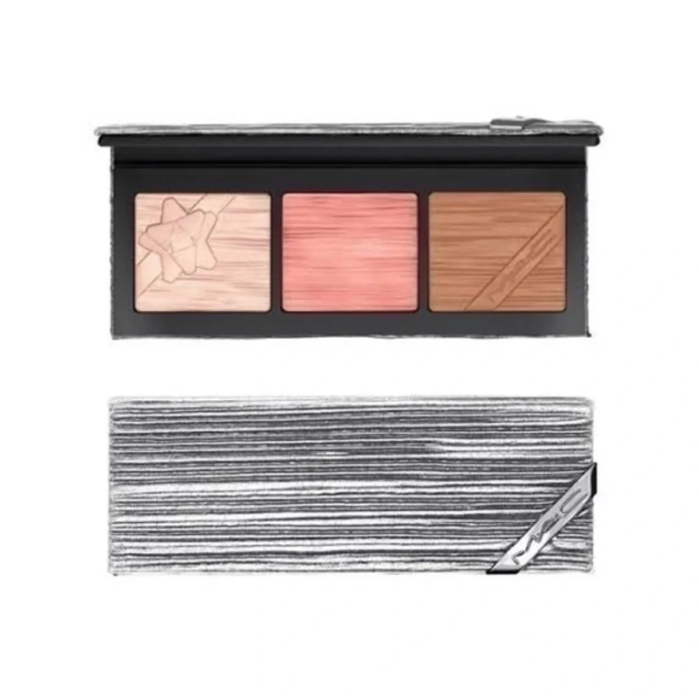 MAC SHINY PRETTY THINGS FACE COMPACT IN FA…